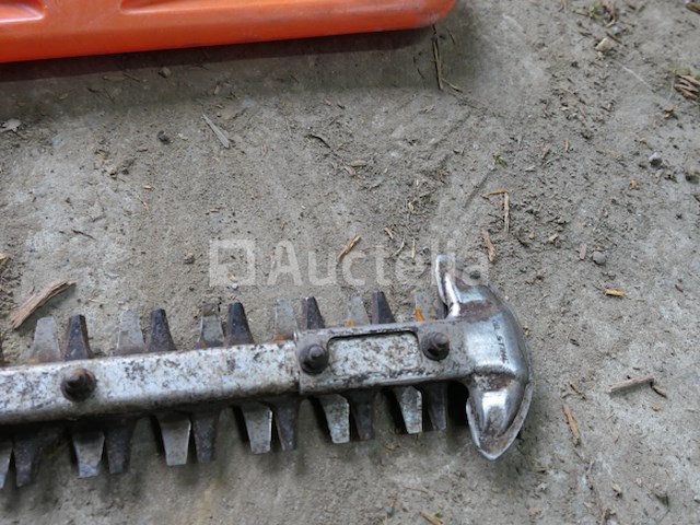 Stihl hs 82t thermische heggenschaar - afbeelding 2 van  8