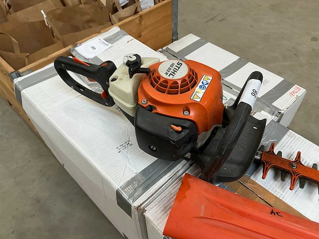 Stihl hs82r heggenschaar - afbeelding 3 van  5