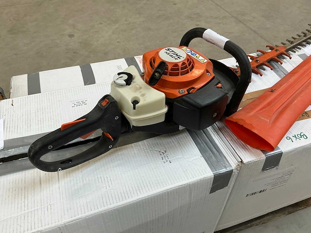 Stihl hs82r heggenschaar - afbeelding 4 van  5