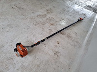 Stihl ht101 hoogsnoeier - werkend - afbeelding 2 van  7