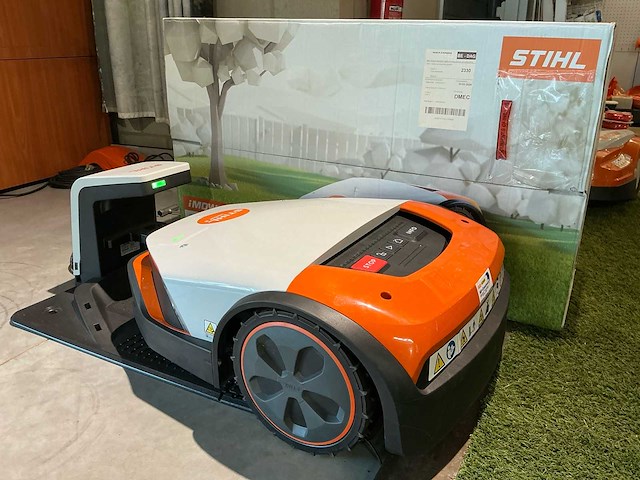 Stihl imow 5 robotmaaier - afbeelding 1 van  5