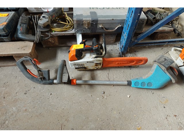 Stihl kettingzaag + gardena trimmer - afbeelding 1 van  5