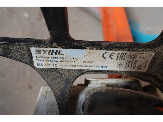 Stihl kettingzaag + gardena trimmer - afbeelding 4 van  5