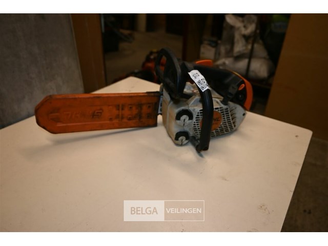Stihl kettingzaag op benzine - afbeelding 1 van  6