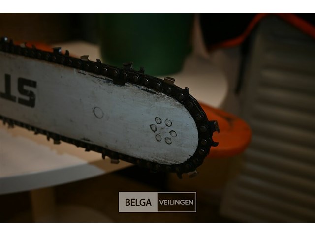 Stihl kettingzaag - afbeelding 3 van  6
