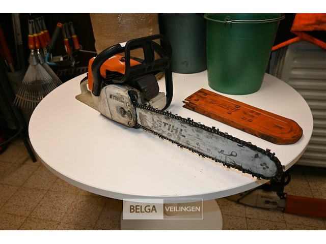 Stihl kettingzaag - afbeelding 2 van  6