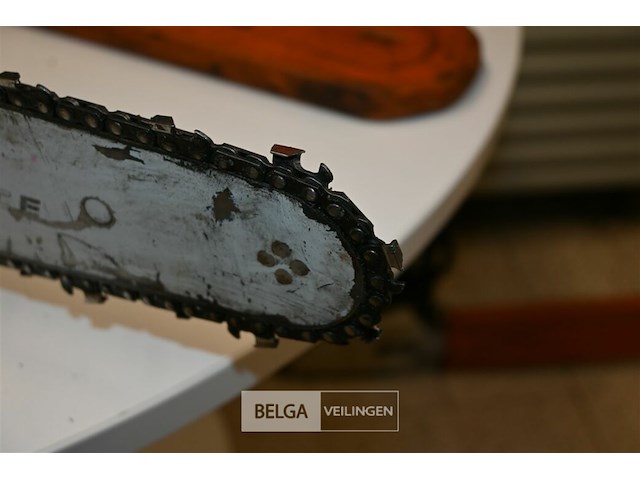 Stihl kettingzaag - afbeelding 3 van  6