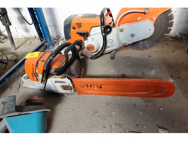 Stihl kettingzaag - afbeelding 1 van  3