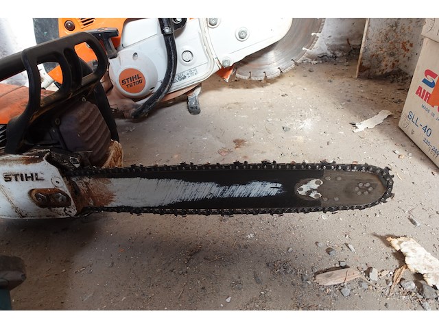 Stihl kettingzaag - afbeelding 3 van  3