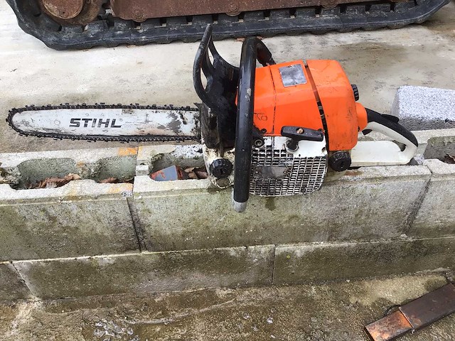 Stihl kettingzaag - afbeelding 3 van  3