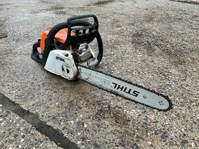 Stihl ms211/c kettingzaag - afbeelding 1 van  7