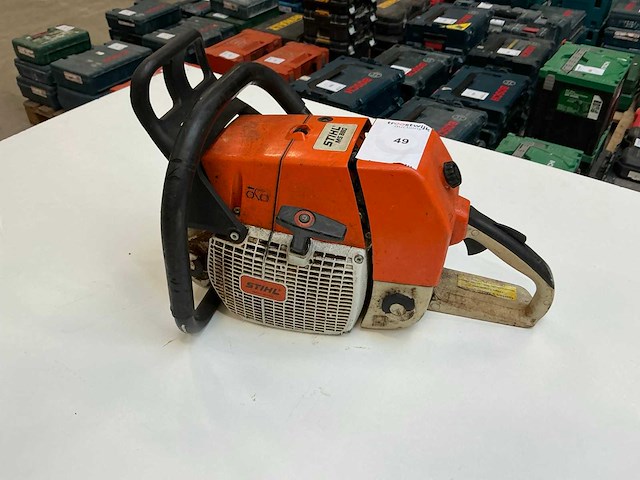 Stihl ms880 kettingzaag - afbeelding 2 van  7