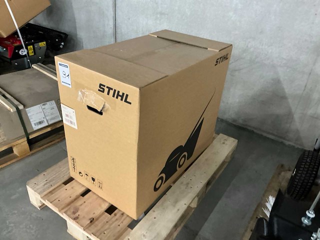 Stihl rm 545 1 t accu grasmaaier - afbeelding 4 van  5