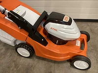 Stihl rma 443 pv accu grasmaaier ap-systeem - afbeelding 7 van  10