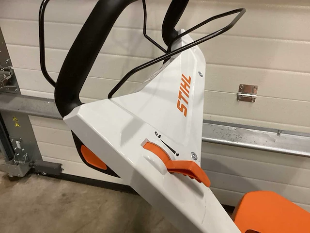 Stihl rma 443 pv accu grasmaaier ap-systeem - afbeelding 8 van  10