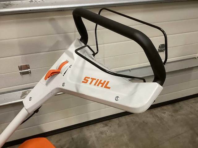 Stihl rma 443 pv accu grasmaaier ap-systeem - afbeelding 1 van  2