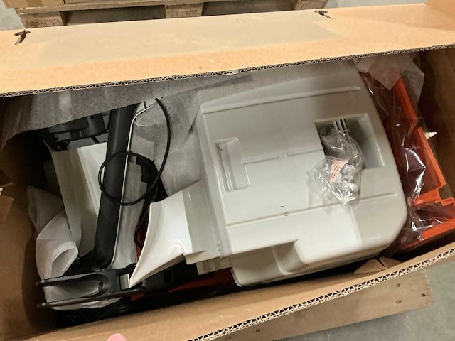 Stihl rma 443.2 c accu grasmaaier - afbeelding 4 van  4