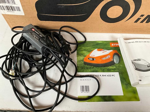 Stihl rmi 422.2 p imow robotmaaier - afbeelding 5 van  12