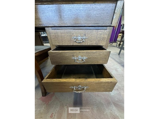 Stijlbureel met rieten stoel - afbeelding 3 van  5