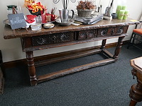 Stijlvolle antieken spaanse baroktafel - afbeelding 1 van  4