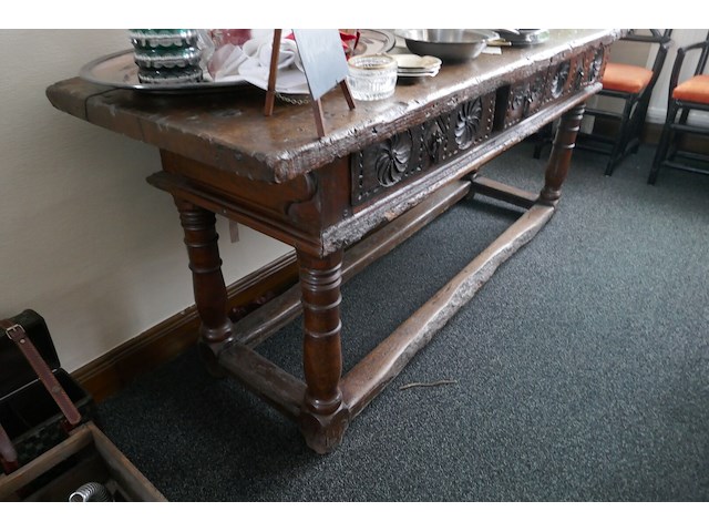 Stijlvolle antieken spaanse baroktafel - afbeelding 4 van  4