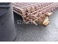 Stijve hekpanelen + palen (ral8024)