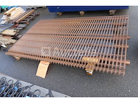 Stijve hekpanelen + palen (ral8024) - afbeelding 2 van  5