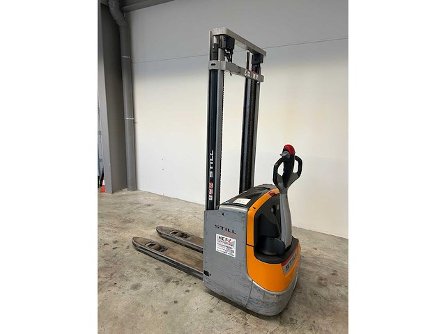 Still - 2013 - exv12li - stapelaar - afbeelding 3 van  7