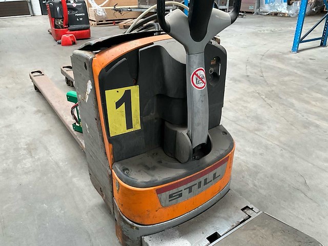 Still long forks vorkheftruck - afbeelding 3 van  17