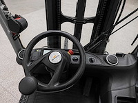 Still rx20-16 elektrische heftruck – 1600 kg – triplex mast – 6.05 m hefhoogte inclusief lader - afbeelding 13 van  14