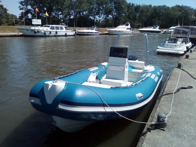 Stingher - predator - rib - rib boot - afbeelding 1 van  11