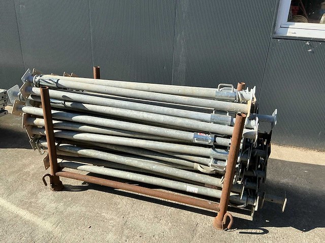 Stippen bouw- en bevestigingsmateriaal (56x) - afbeelding 2 van  4
