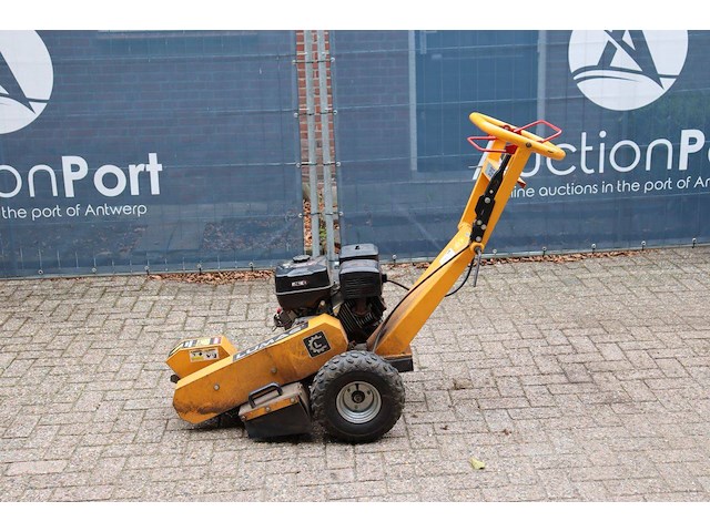 Stobbenfrees lumag bsf-15 benzine 9.7kw 2017 - afbeelding 1 van  1