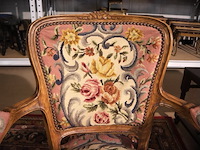 Stoel met borduurwerk (x3) - afbeelding 2 van  15