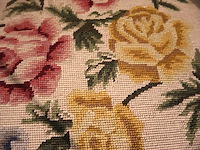 Stoel met borduurwerk (x3) - afbeelding 15 van  15