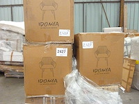 Stoel met fluwelen armleuningen en metalen poten (x6) - afbeelding 9 van  9