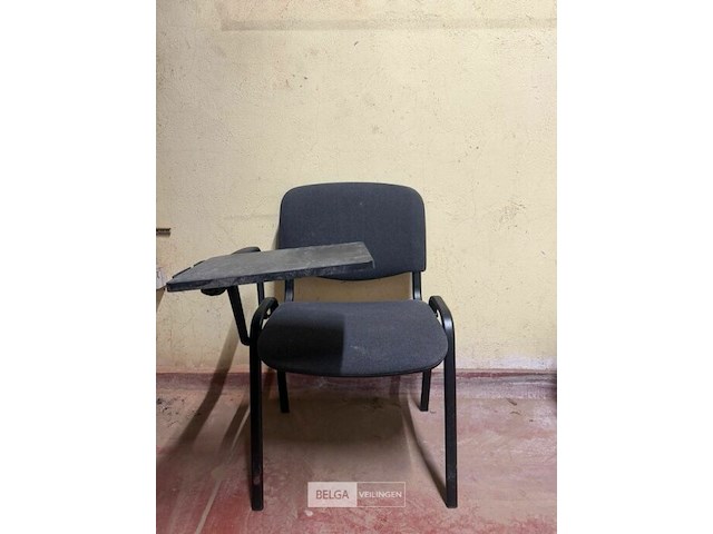 Stoel met schrijfblad - afbeelding 1 van  2