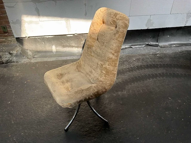 Stoel / set van 4 vintage stoelen in beige stof met chromen voet - afbeelding 3 van  15