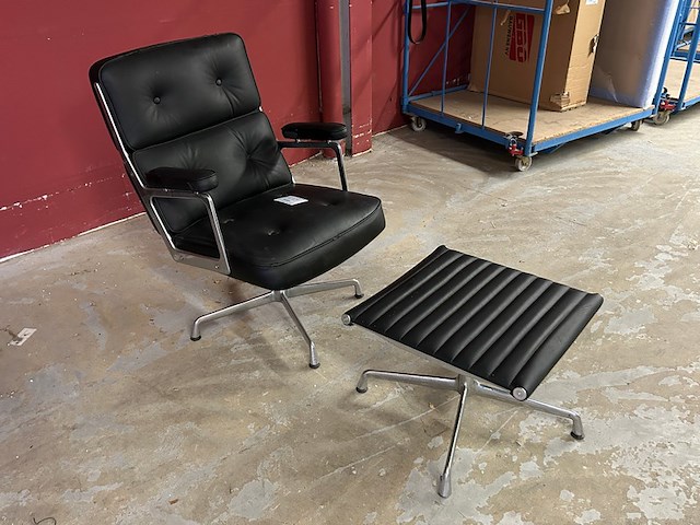 Stoel, voetbankje - afbeelding 1 van  8