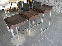 Stoelen en barkrukken - afbeelding 2 van  4
