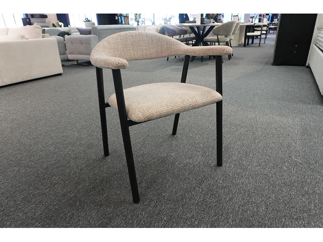 Stoelen en tapijten
