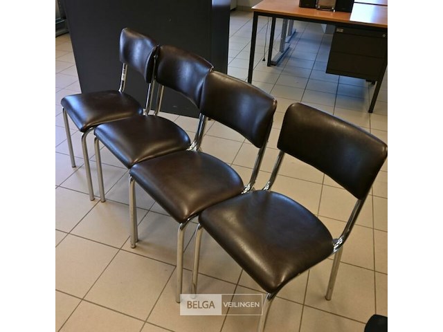 Stoelen voor wachtzaal - afbeelding 1 van  2