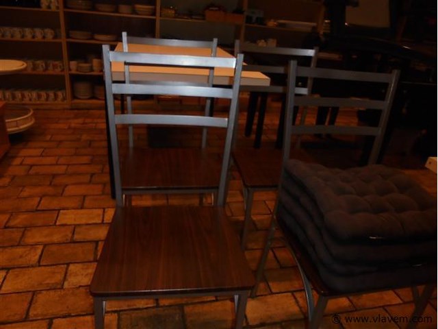 Stoelen - afbeelding 2 van  2