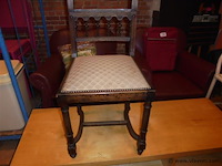 Stoelen - afbeelding 2 van  2