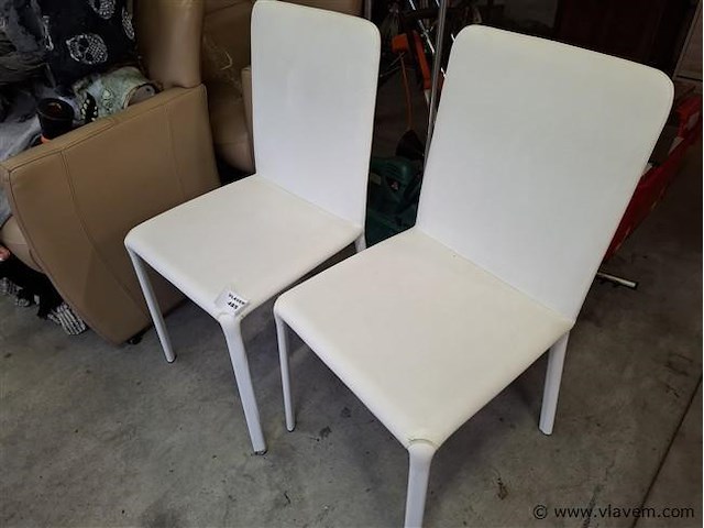 Stoelen - afbeelding 1 van  1