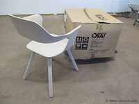 Stoelen - afbeelding 2 van  3