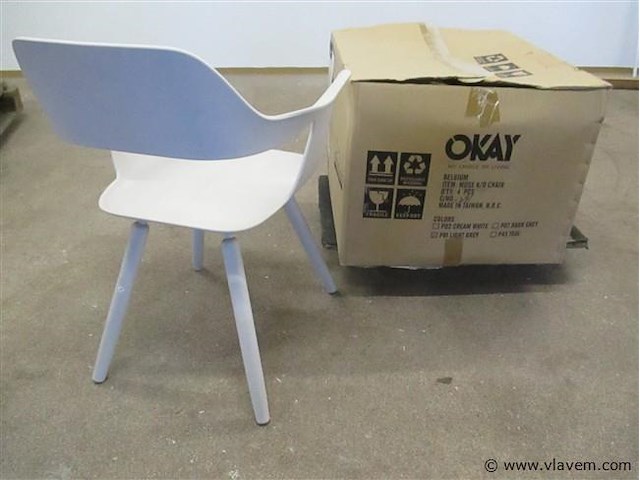 Stoelen - afbeelding 2 van  3