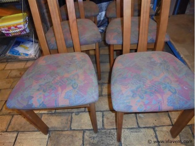 Stoelen - afbeelding 2 van  2