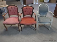 Stoelen - afbeelding 1 van  3