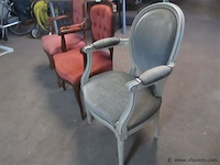 Stoelen - afbeelding 2 van  3